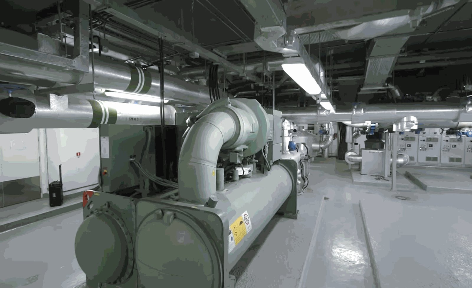 Water-cooled chiller included in the broader facility delivery scope